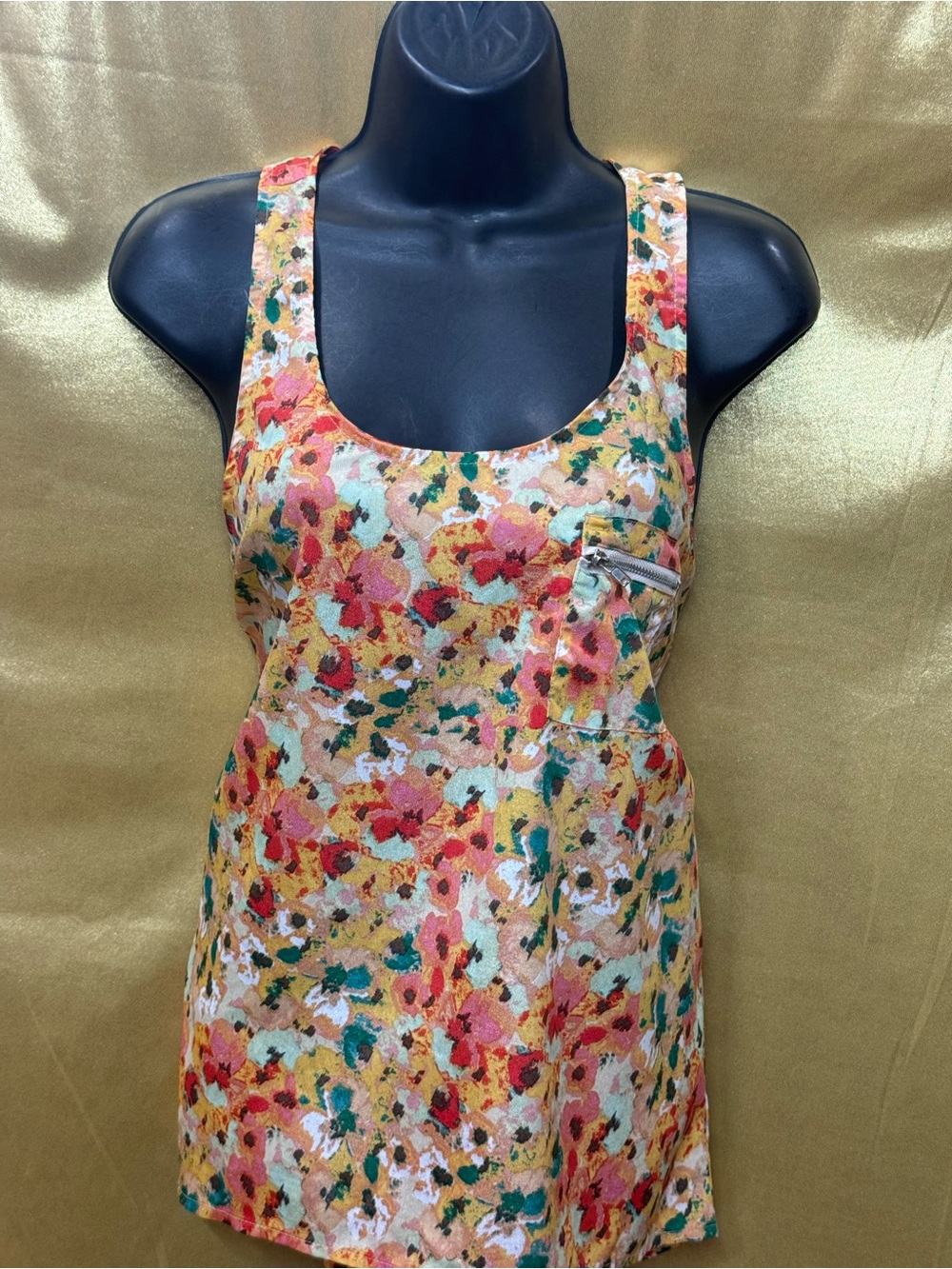 Ambiance Apparel Vibrant Floral Scoop Neck Tank Top with Zipper Pocket - Size Sm